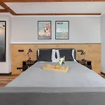 Wyjatkowy Apartament Z Projektorem I Stolem Bilardowym W Centrum Gdyni By Noclegi Renters